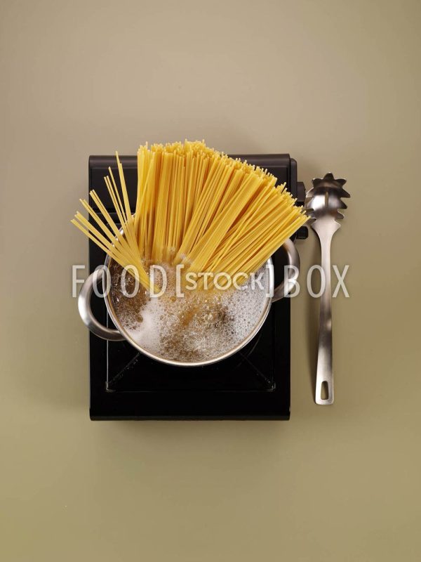 Gebackene Spaghetti-Nester Step 2
