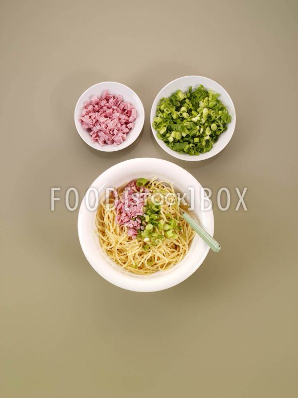 Gebackene Spaghetti-Nester Step 5