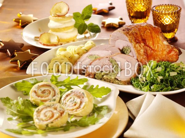 Pfannkuchen-Lachsroulade auf dem Raukebett 2