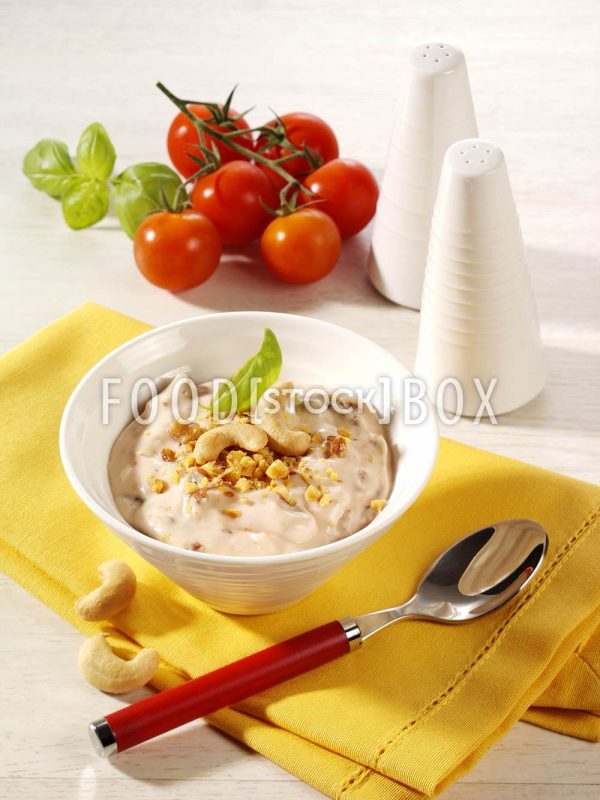 Tomaten-Cashew-Dip