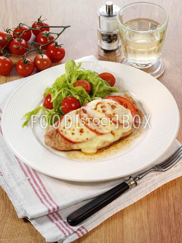 Tomaten-Mozzarella-Schnitzel