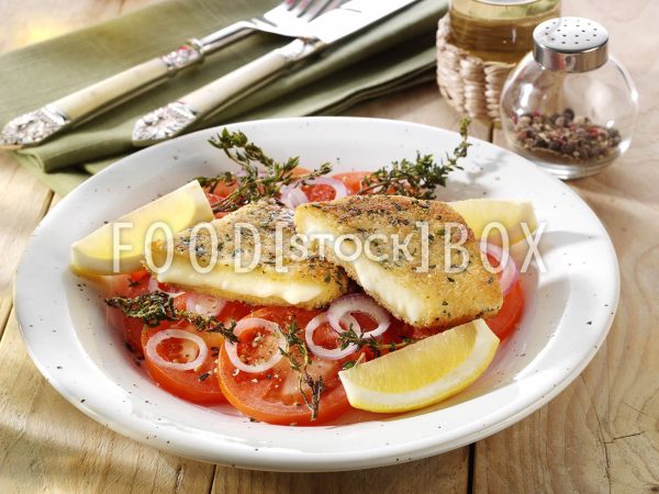 Tomatensalat mit gebratenem Schafskäse und Kräutern 2