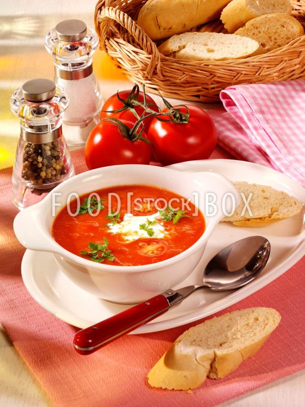 Tomatensuppe mit Sahne