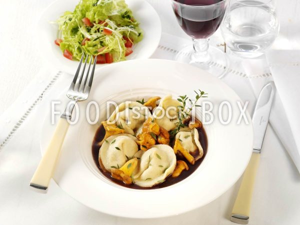 Tortellini, gefüllt mit Ochsenschwanz 1