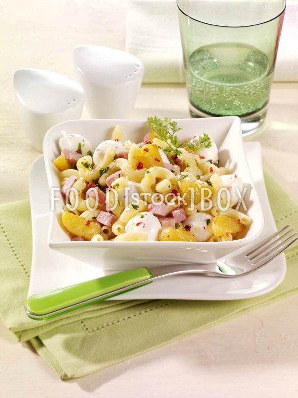 Tropischer Nudelsalat