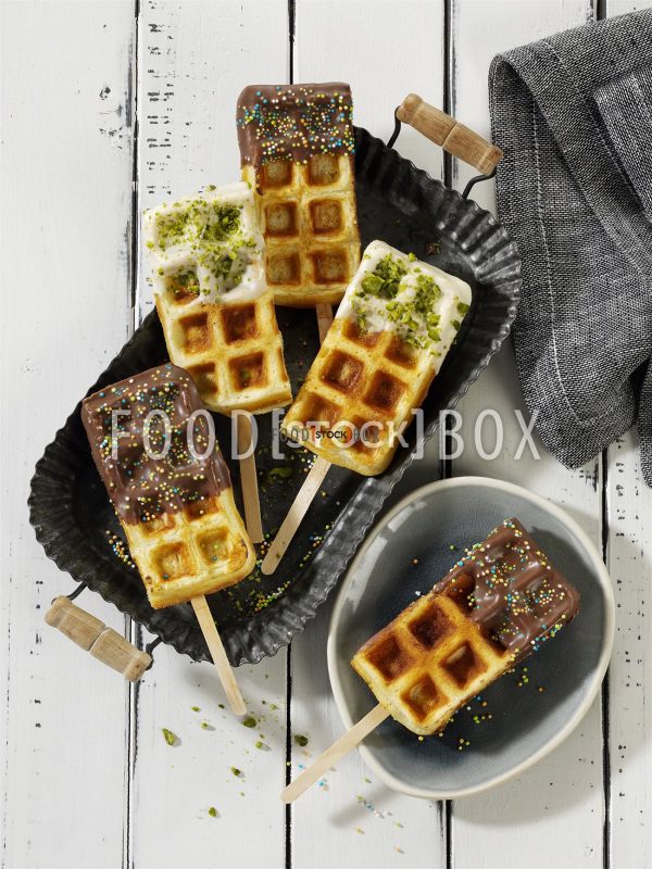 Waffel-Pops mit Zuckerperlen