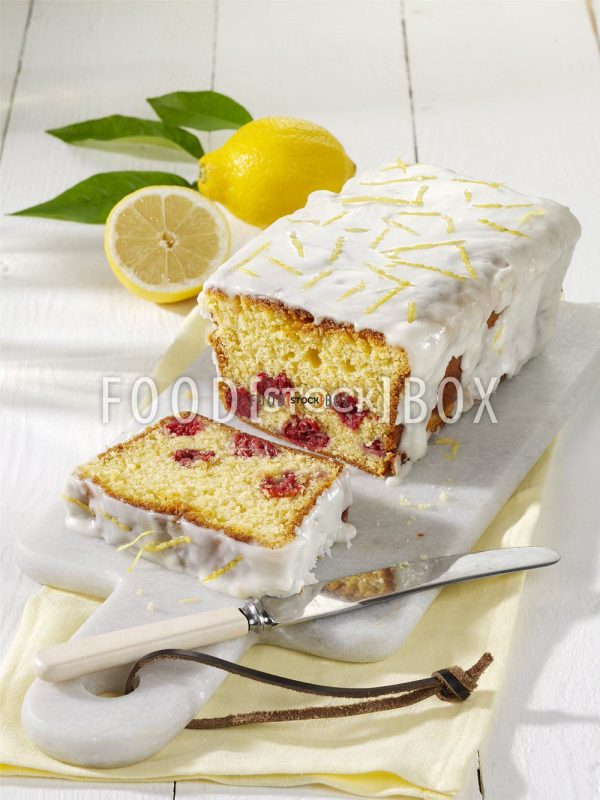 Zitronenkuchen mit Himbeeren 2