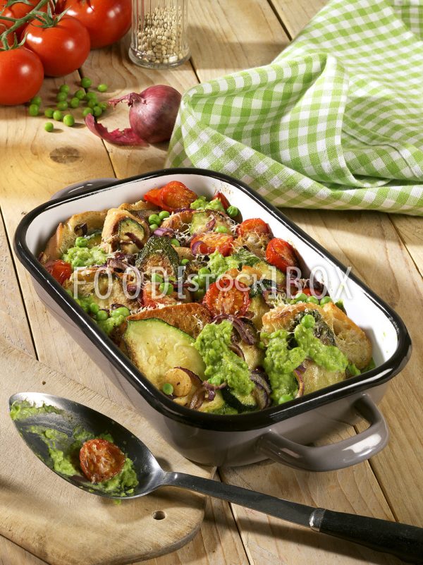 Zucchini-Auflauf mit Erbsenpesto