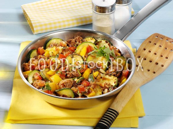 Zucchinipfanne mit Hack / Glutenfrei