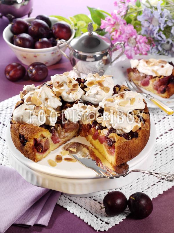 Zwetschgen-Mandel-Baiser-Torte