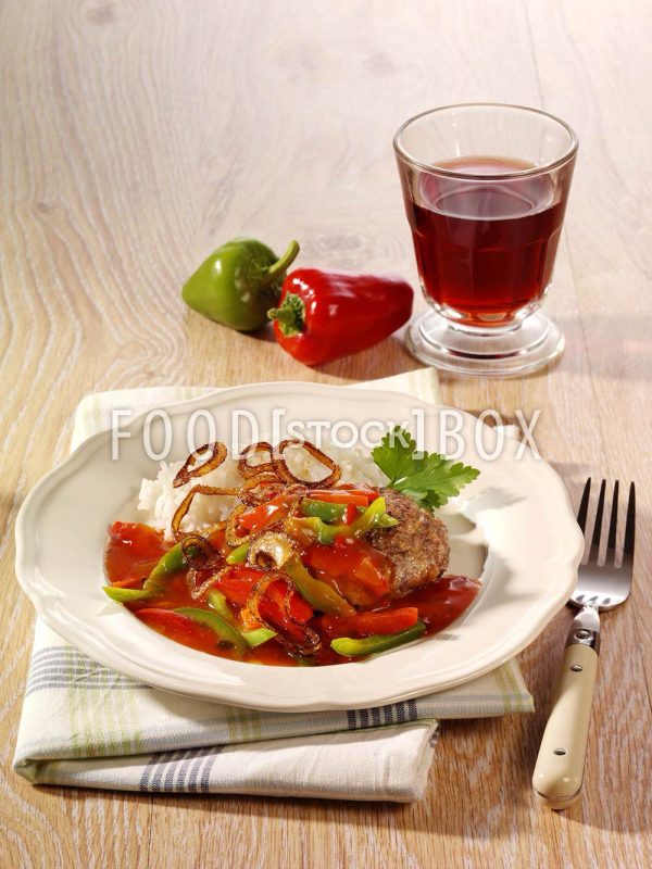Zwiebel-Hacksteak